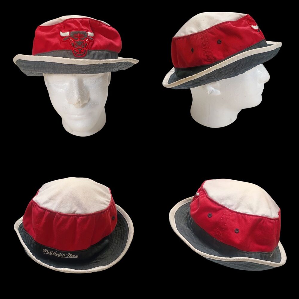 VINTAGE Chicago Bulls Bucket Hat HARDWOOD CLASSIC L/XL Y2K Style Black Red White